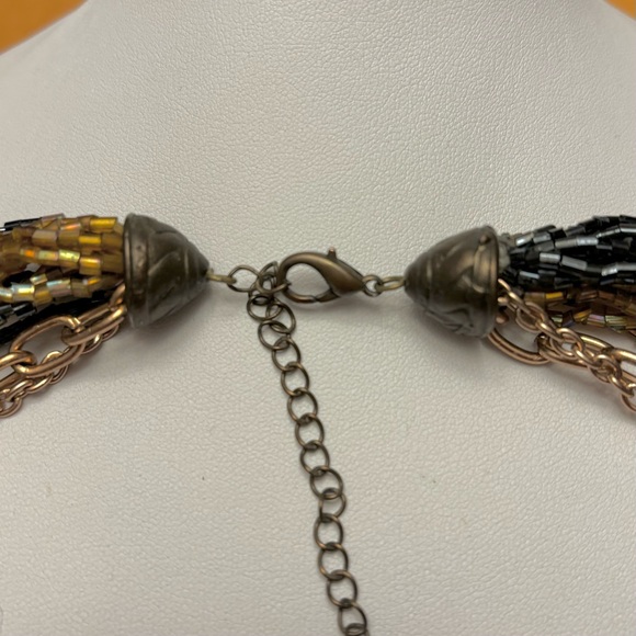 Multi layer beaded necklace - Picture 5 of 5